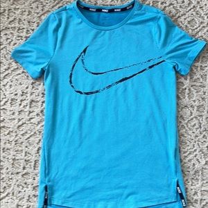 Nike dry fit tee